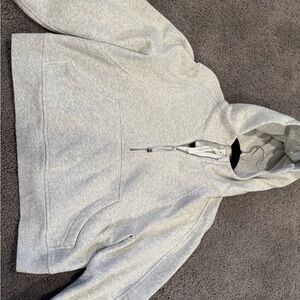 lululemon scuba size M/L light Gray Half-Zip Hoodie